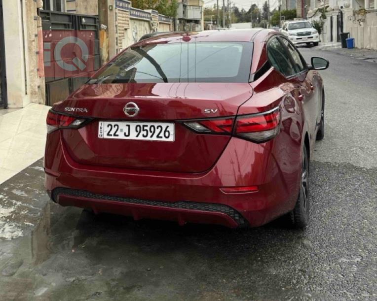 نیسان سێنترا